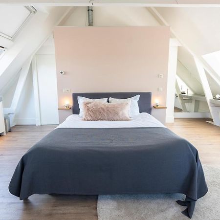Gravenstraat Bed & Breakfast Den Burg Bagian luar foto
