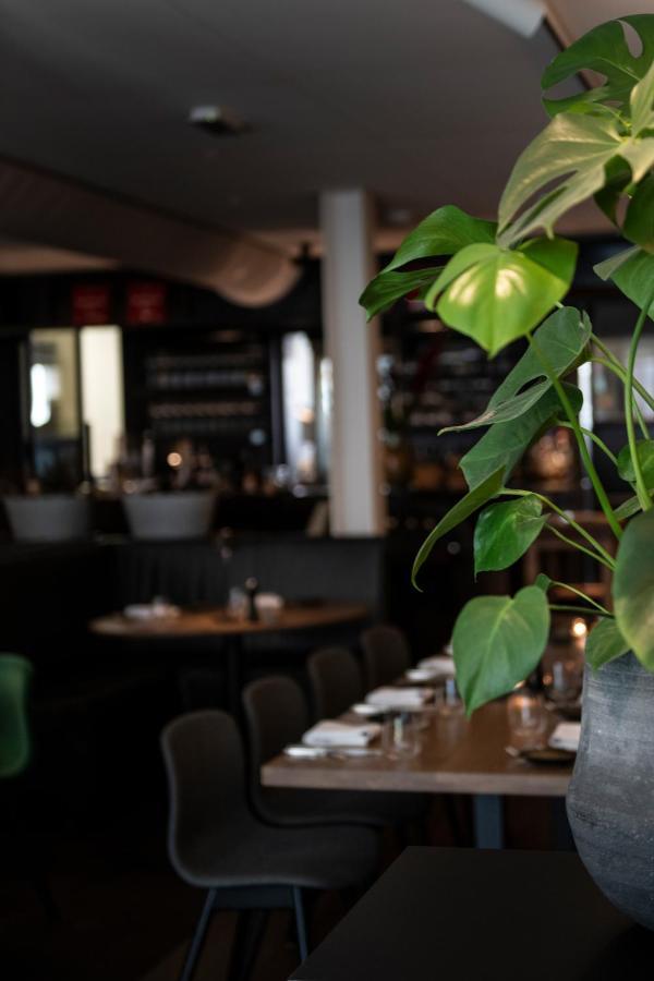 Gravenstraat Bed & Breakfast Den Burg Bagian luar foto